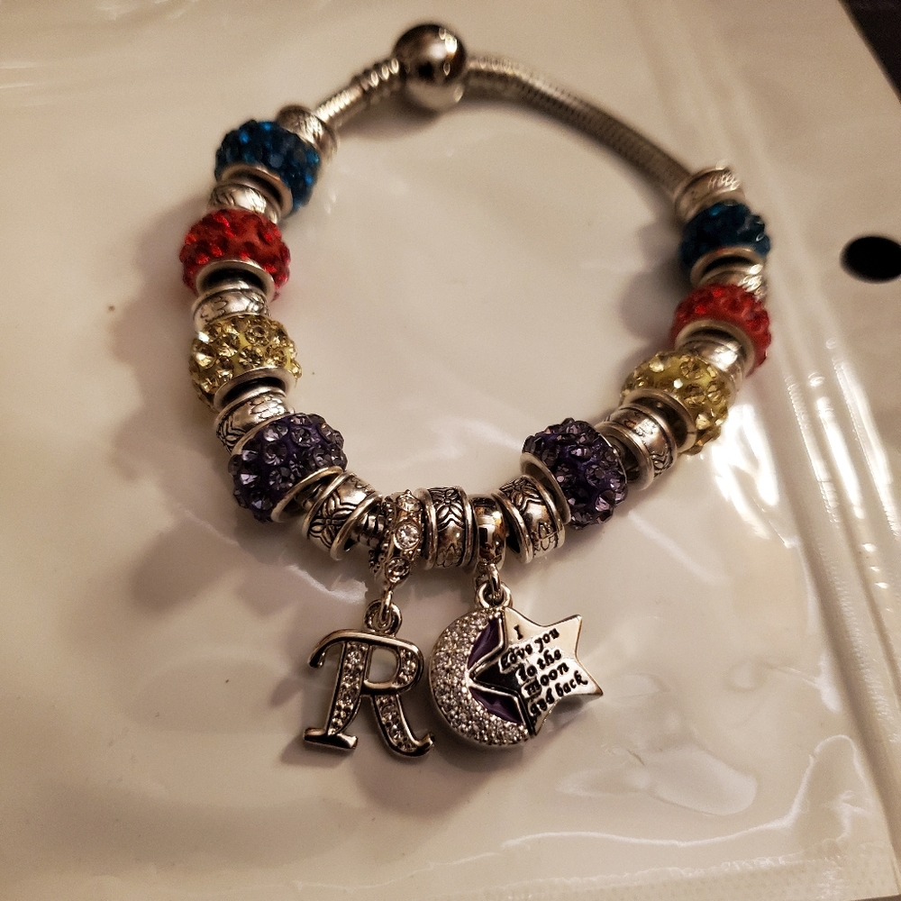 Necklace/Bracelets